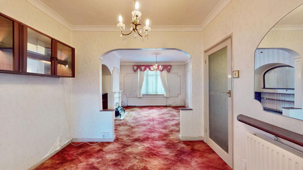 Through Lounge