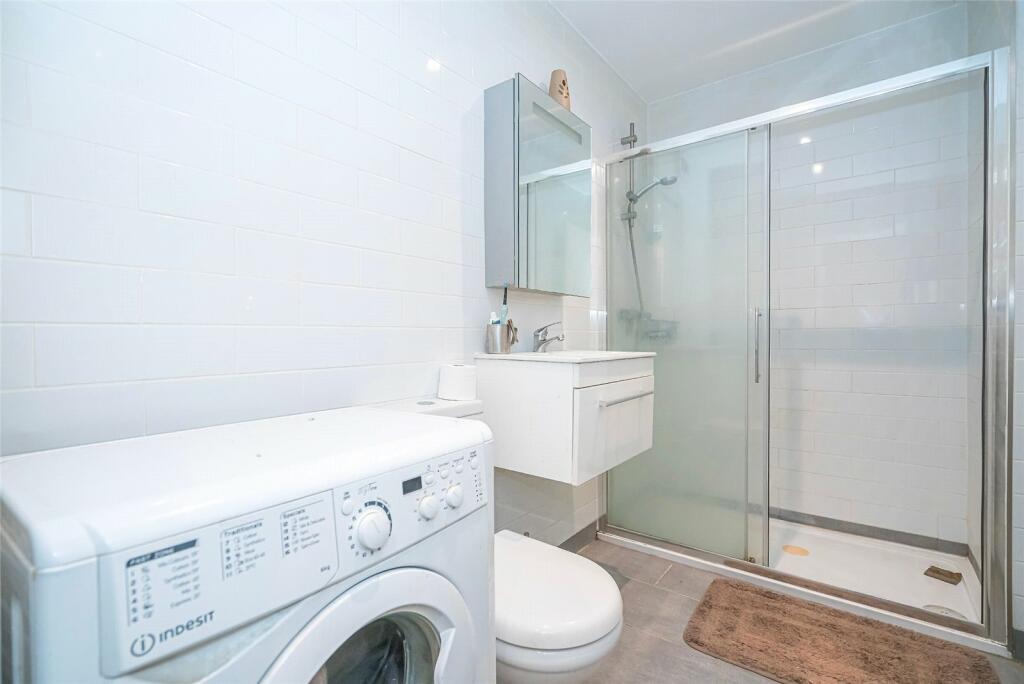 Bedroom 2 En-Suite