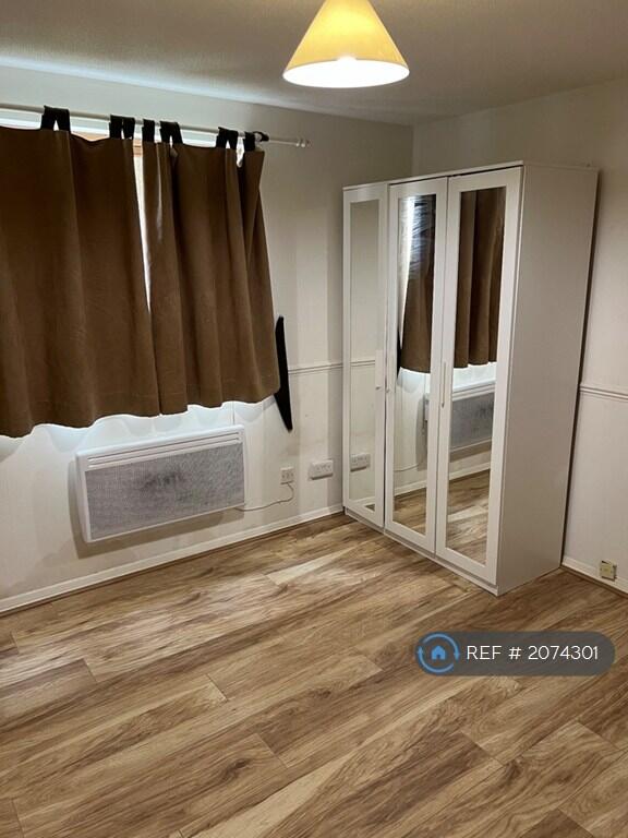 Main Bedroom With Wardrobe