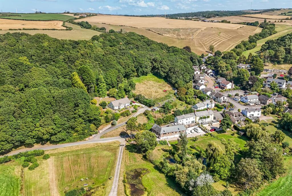 -68a872bf1dc61-1344312-jpg Drone (7).jpg