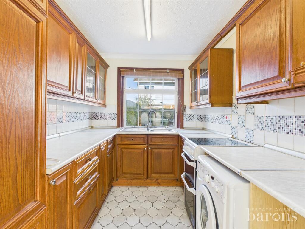 CAM05500G0-PR0081-STILL003 - Copy.jpg