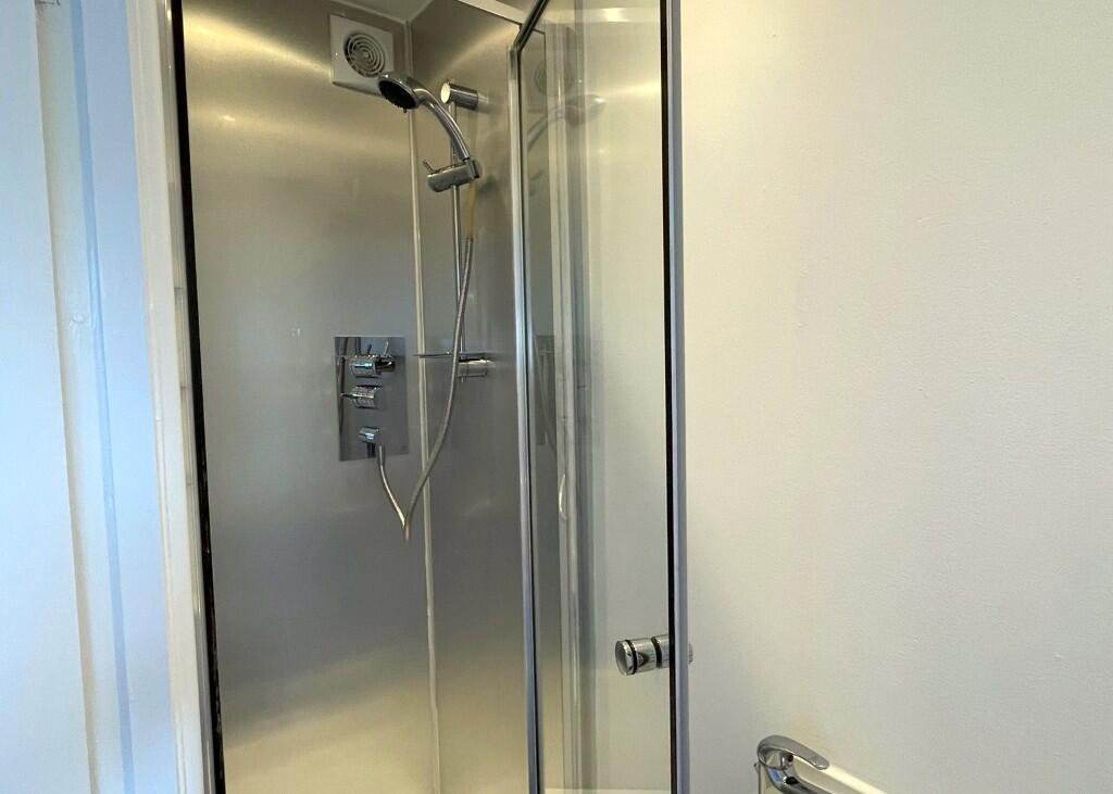 En Suite shower