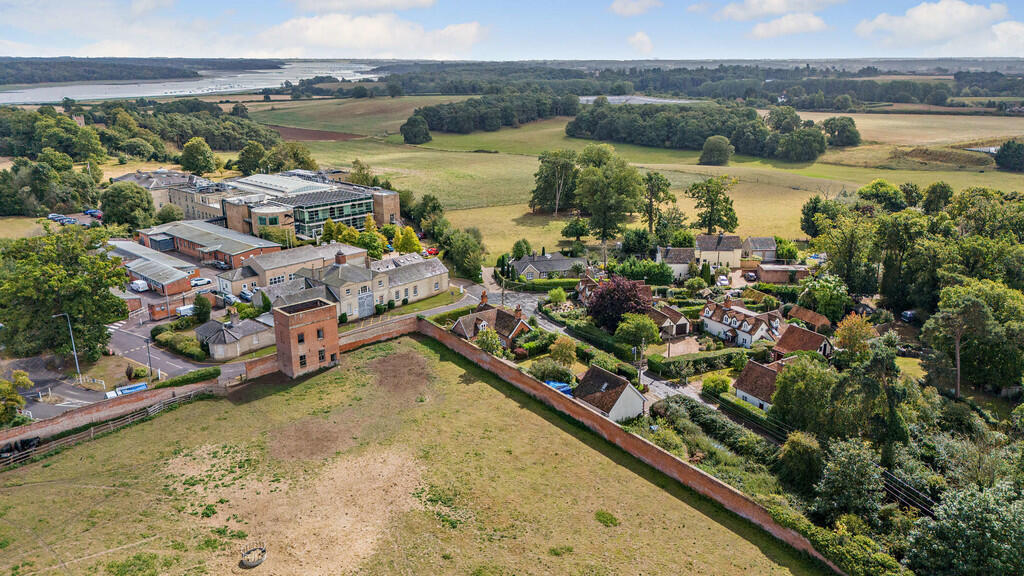 8662260-exterior1...