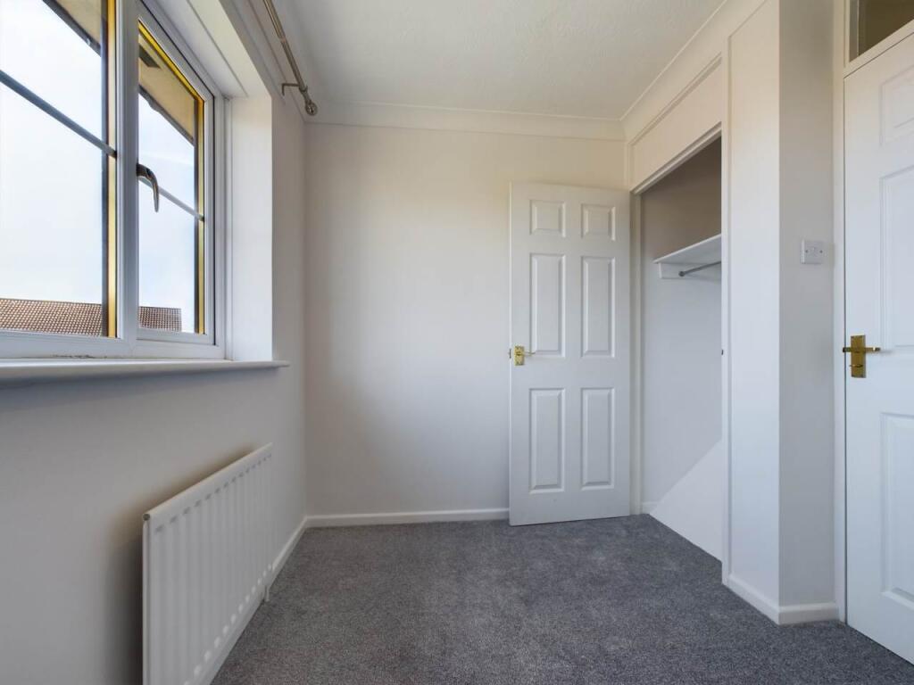 BEDROOM 3 (2)