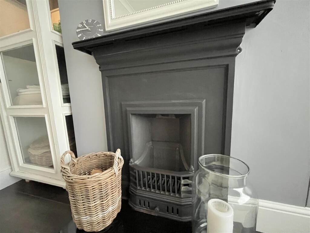 Dining Room Aspect 3