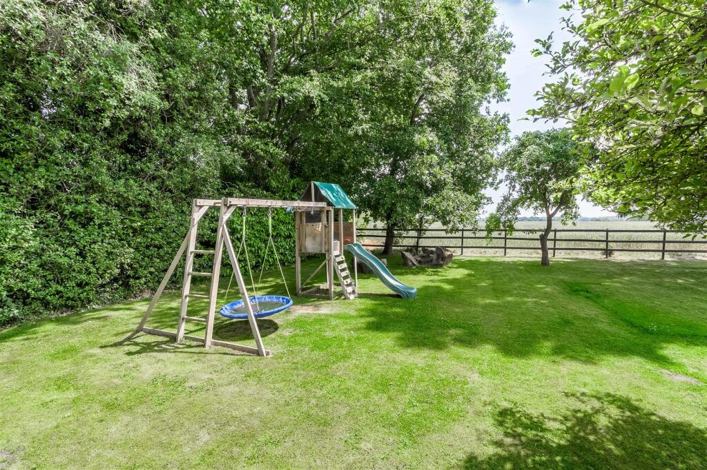 Hurley Common Hurley