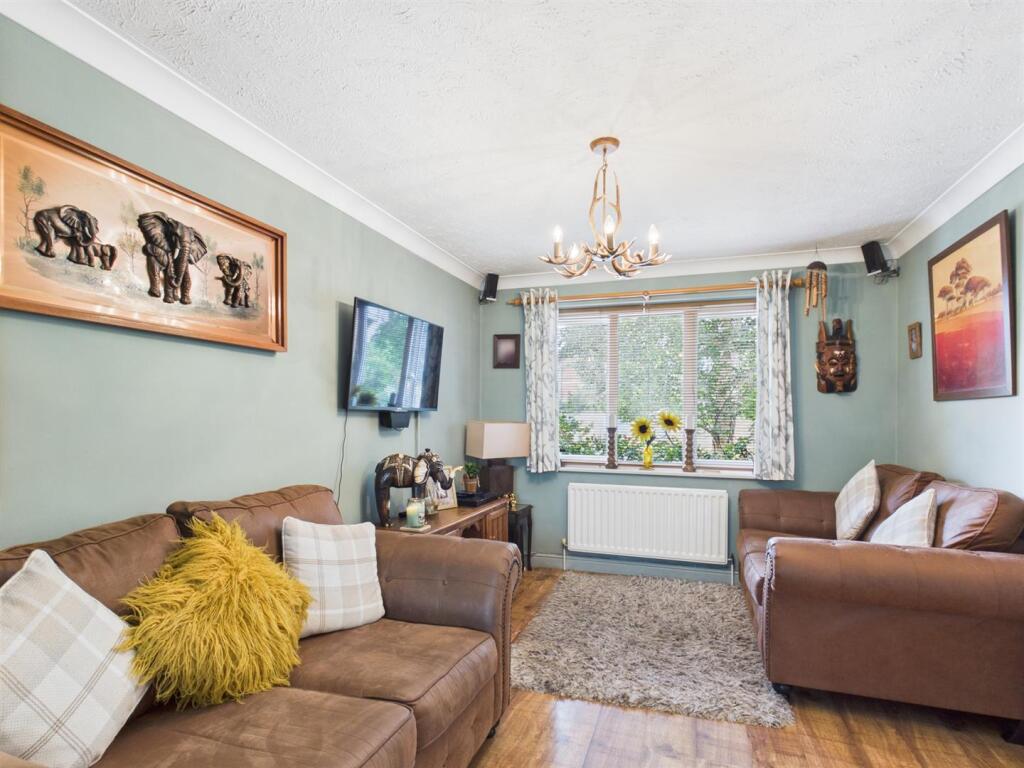 Lounge: