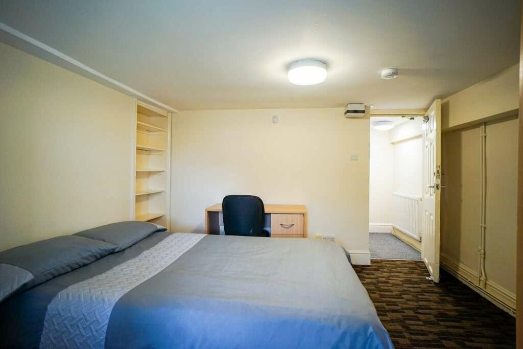 10_Moorgate_Avenue