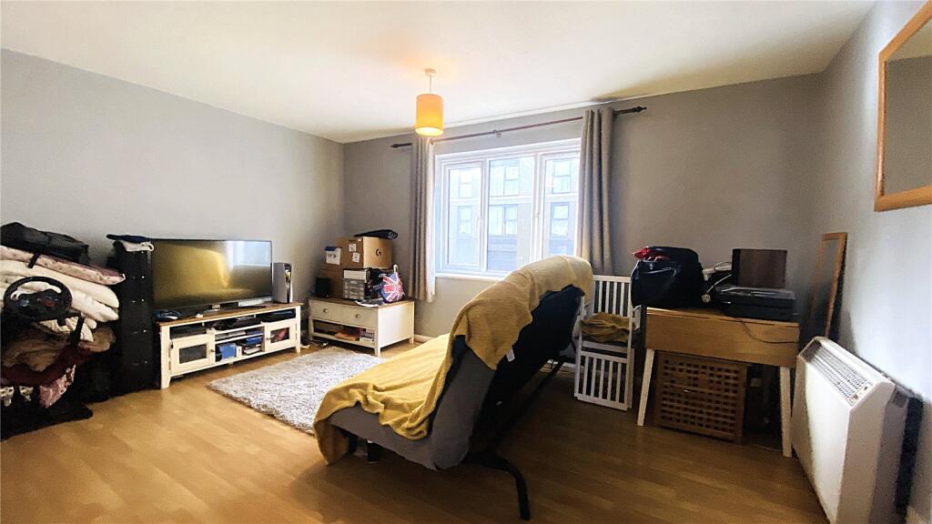Studio Room