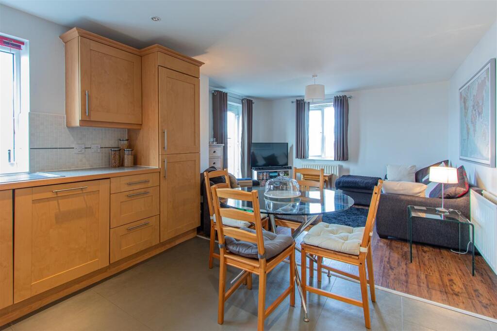 Ffordd James McGhan 119-15.jpg