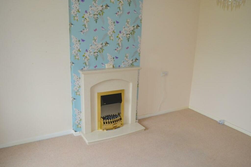 Lounge 2 (Medium).JPG