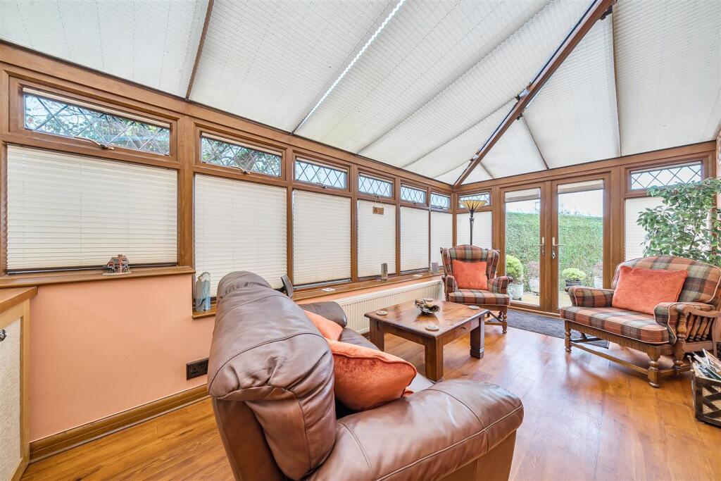 For Sale by Aspire Residential | Crockhurst Hill