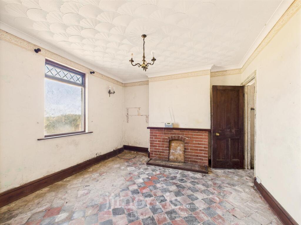 Living/Dining Room