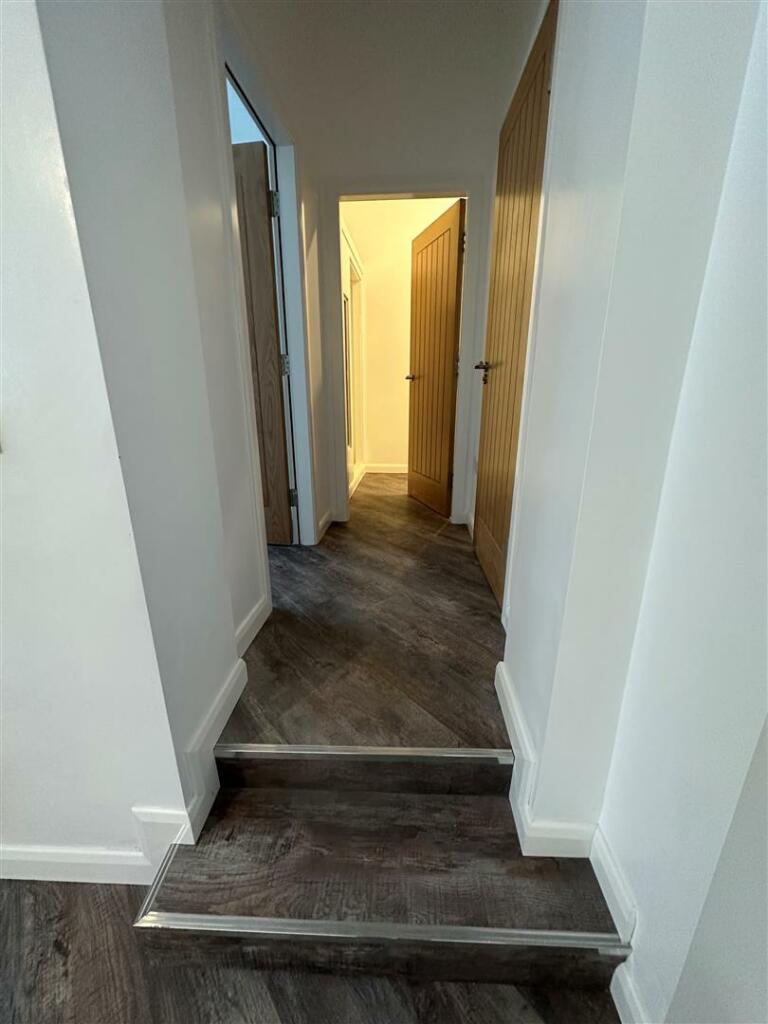 Hallway.jpg