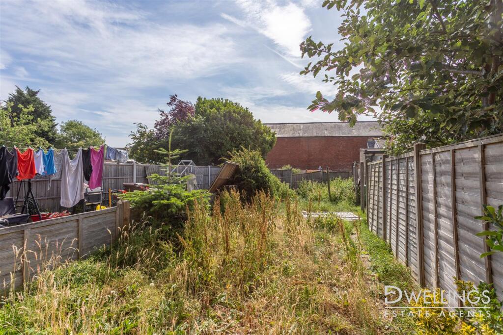 DWELEST- 178 Shobnall Street, DE14 2HN-0009.jpg