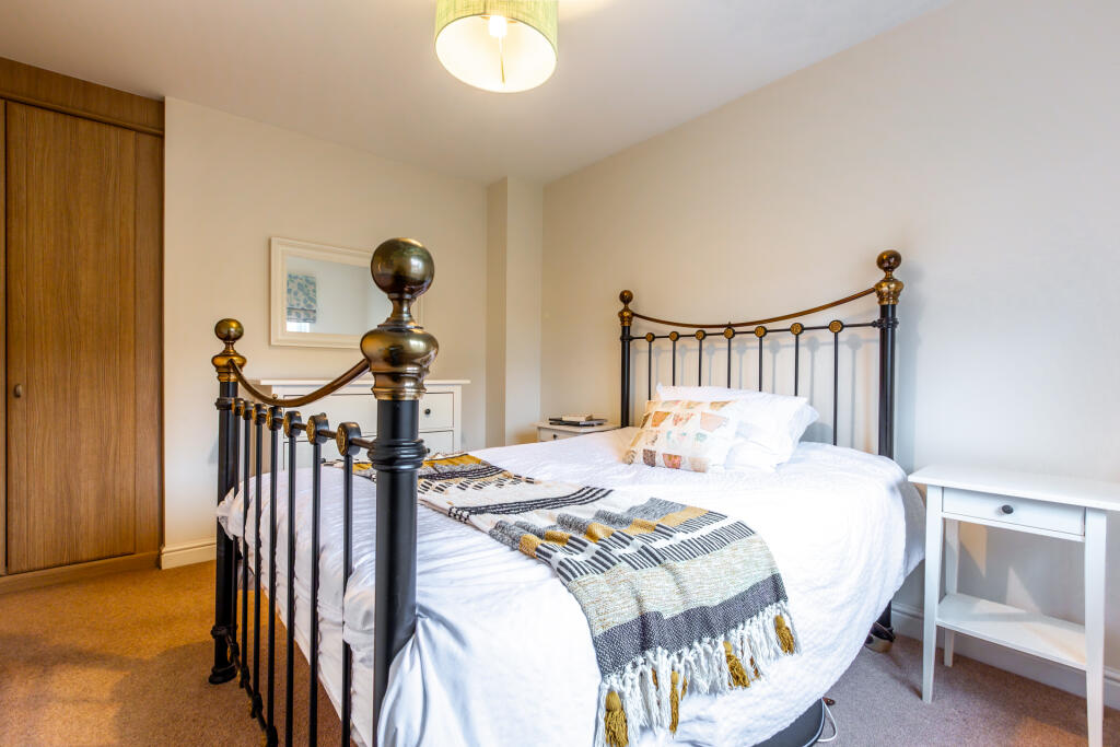 5F8A1903-HDR-Enhanced-NR