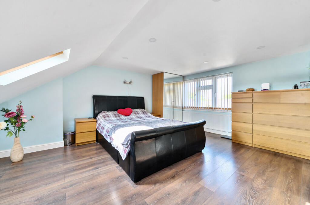 4-681c93ab3b819-1...