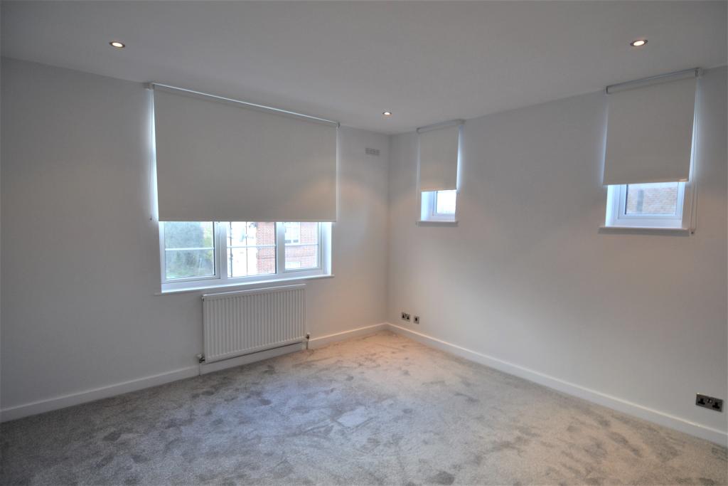 Bedroom - 5.JPG
