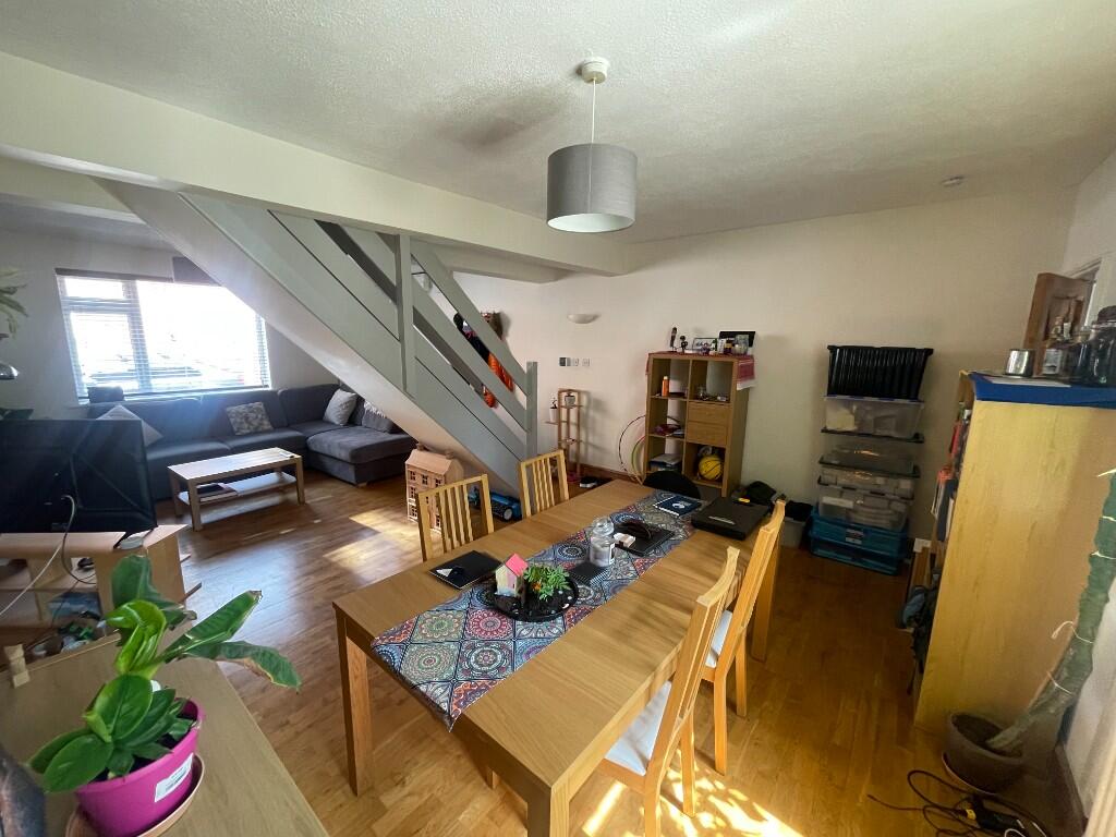 Wallace Street, Milton Keynes, Buckinghamshire, MK13