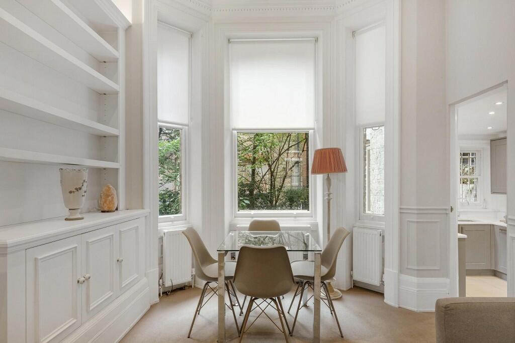 Reception room