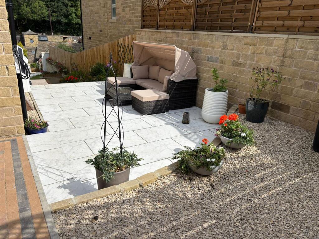 WhatsApp Image 2025-08-29 at 10.15.44 (3).jpeg