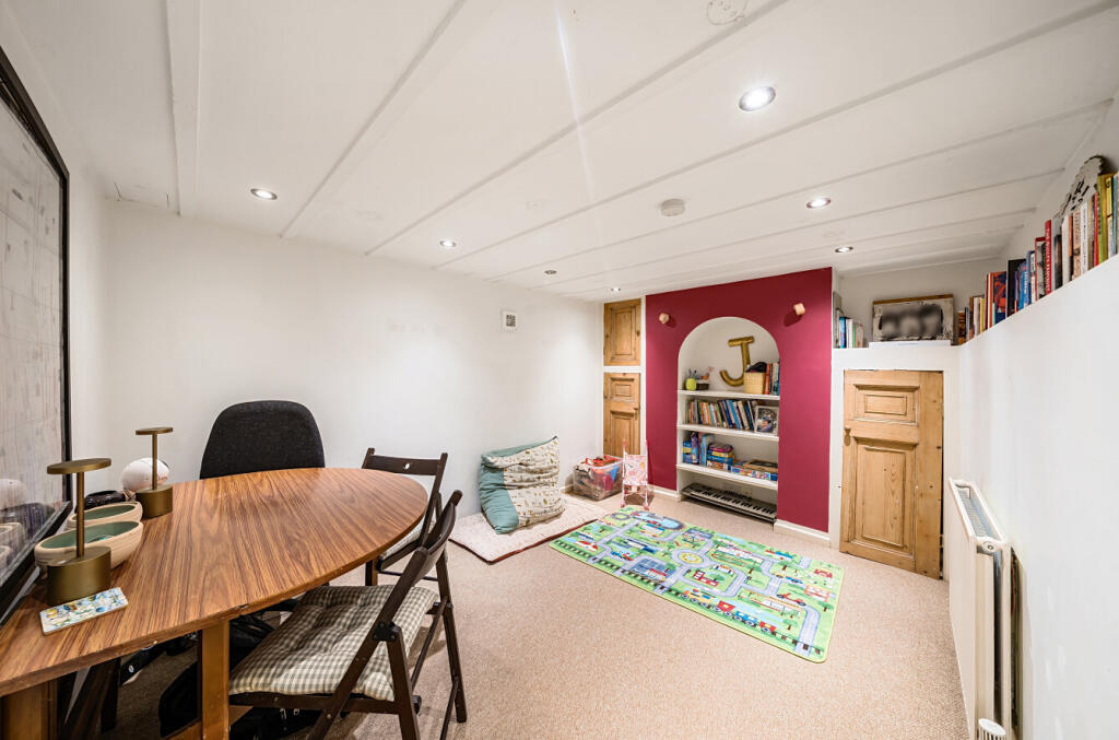 1314214-6-686d3c7...