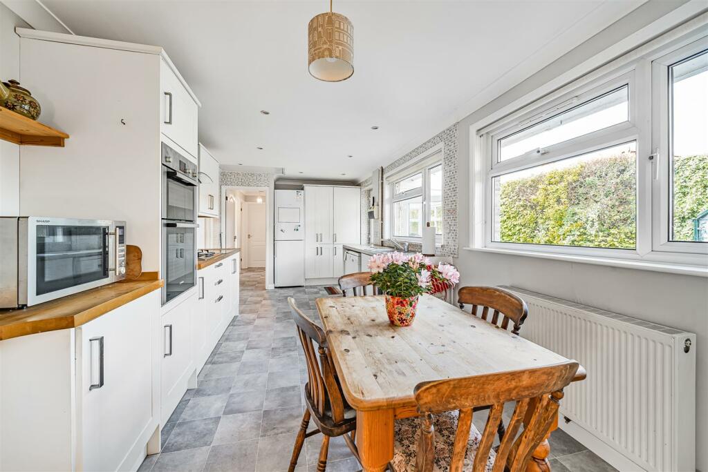 Kitchen / Diner