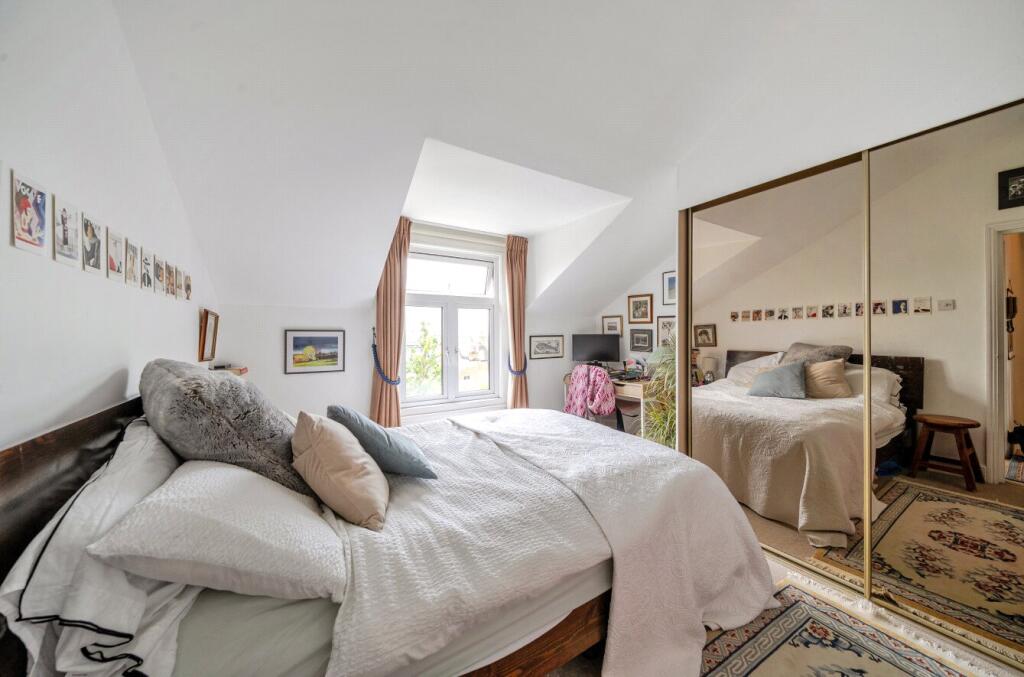 1305572-3-6841873...