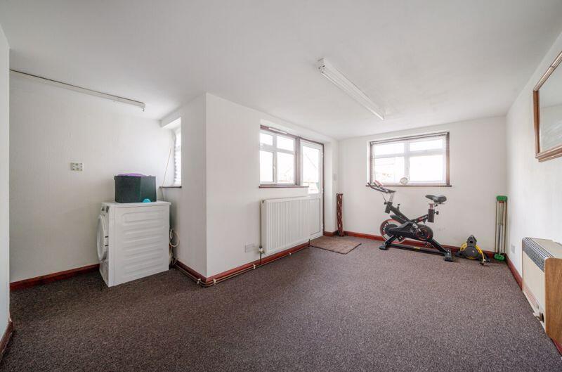 Bedroom 4 or reception 3