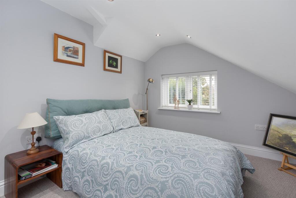 16 School Street, Church Lawford (13).jpg