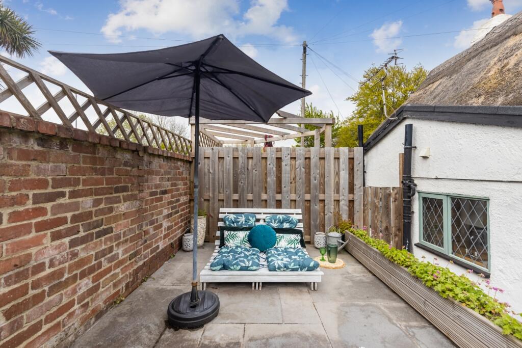 A06 - 393 Totnes Road Paignton - 250425