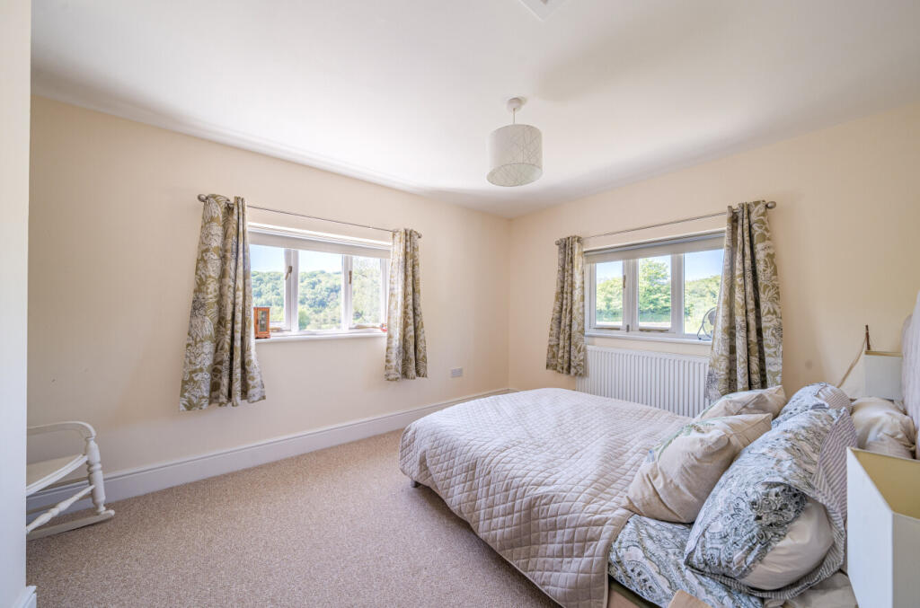 1295103-2-6827217...