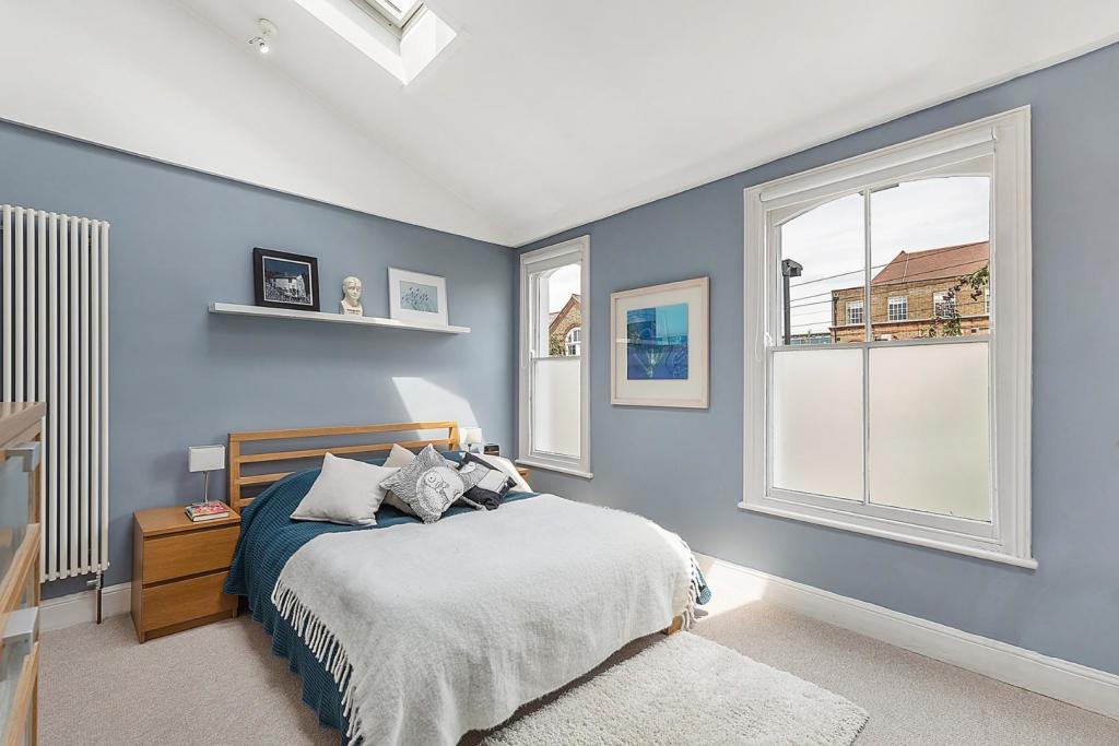 Bedroom (3).jpg
