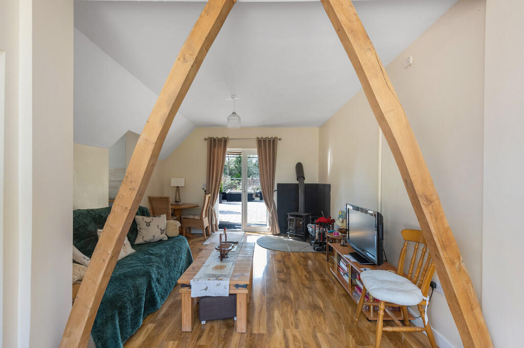 Abbots Court ph47