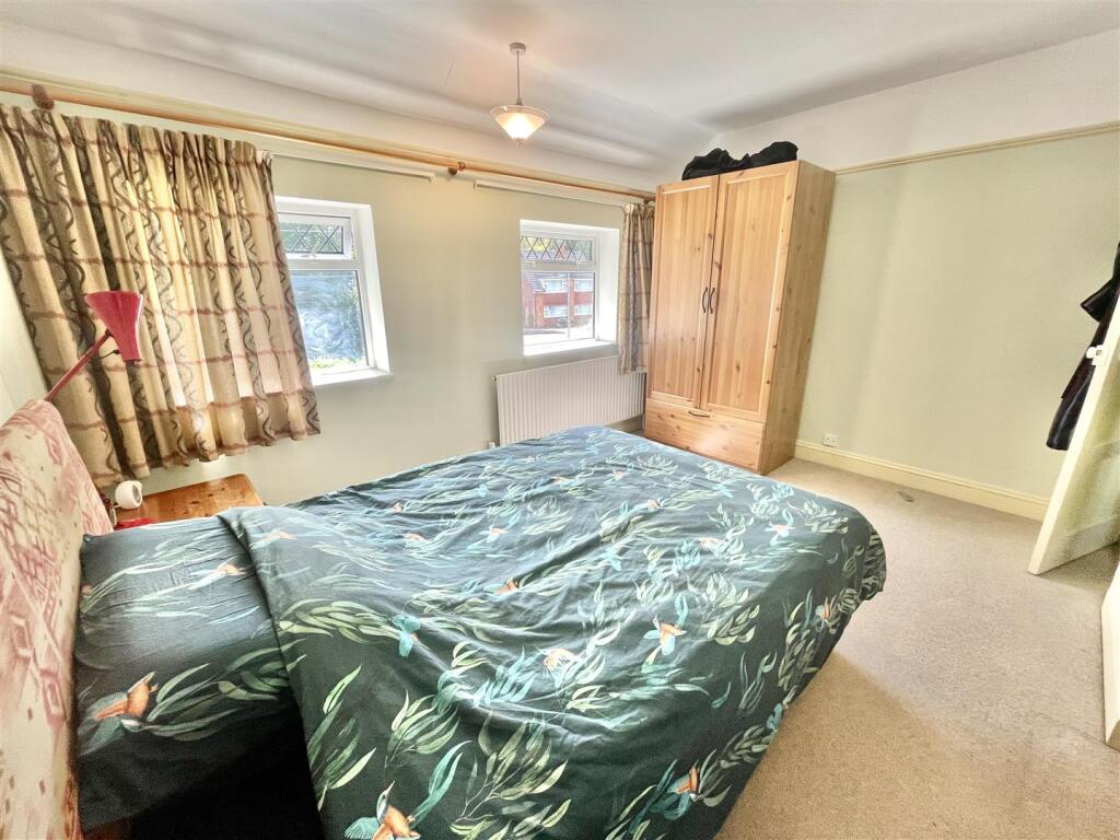 Main bedroom.jpg