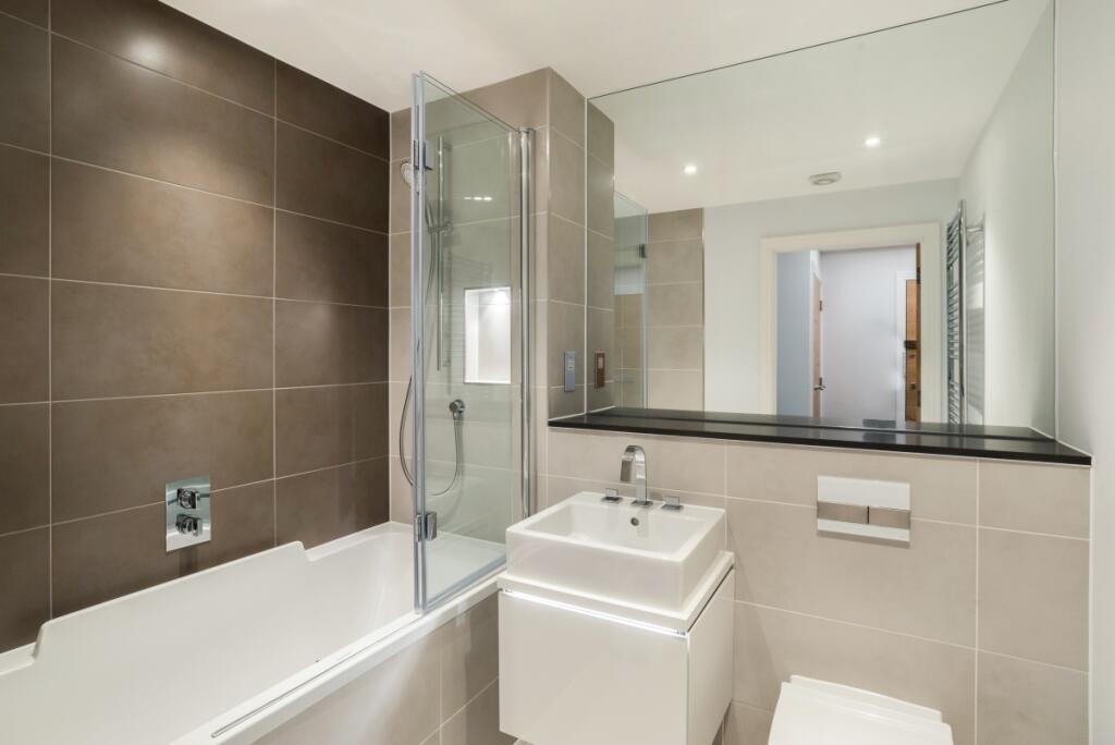 12 The Carroll Pl...