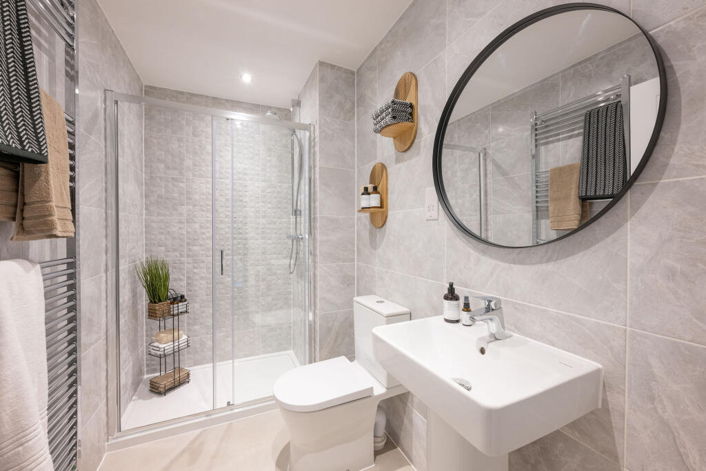 Cedar-Ensuite