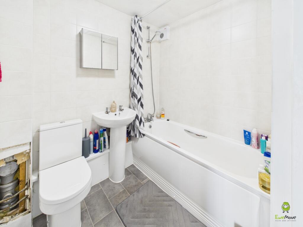 Presented by Robert at EweMove Bexleyheath and Dar