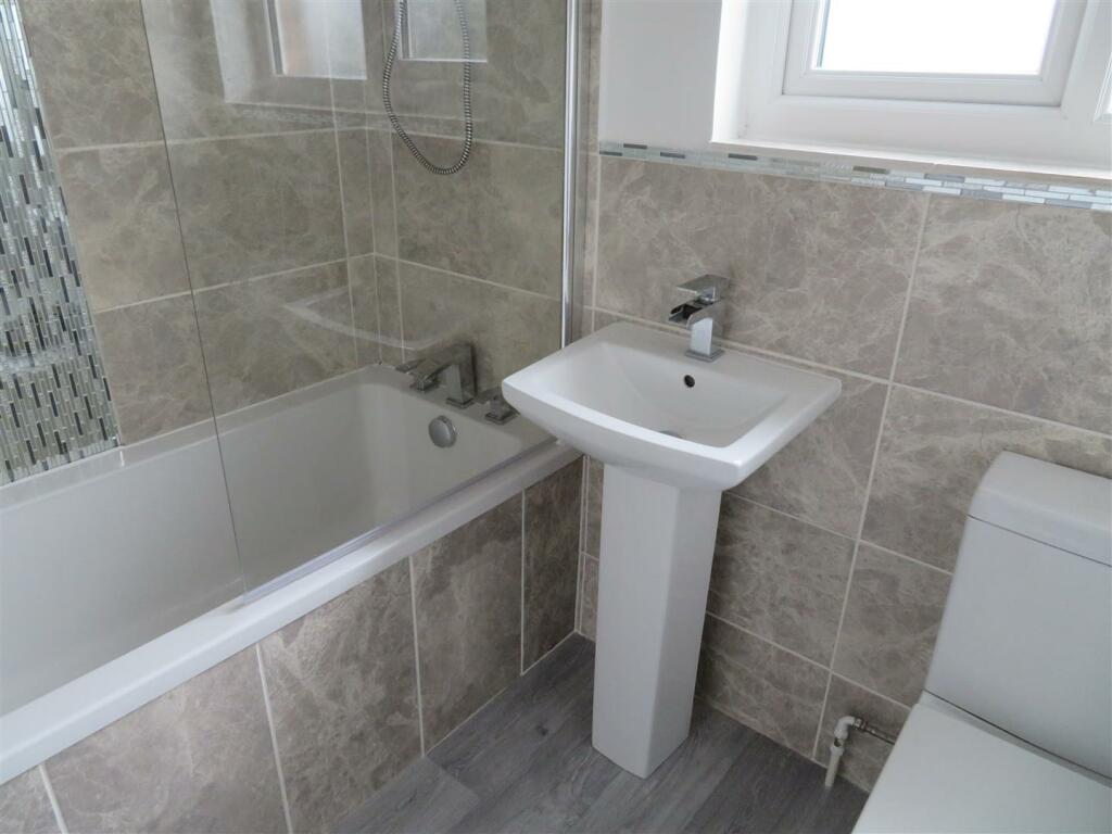 40 Park Ln Bath.JPG
