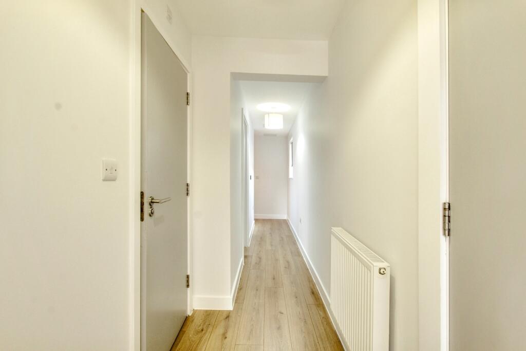 9.hallway.jpg