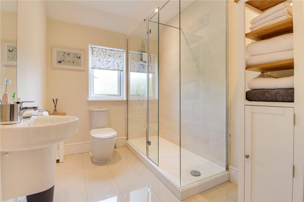 Family Shower Room