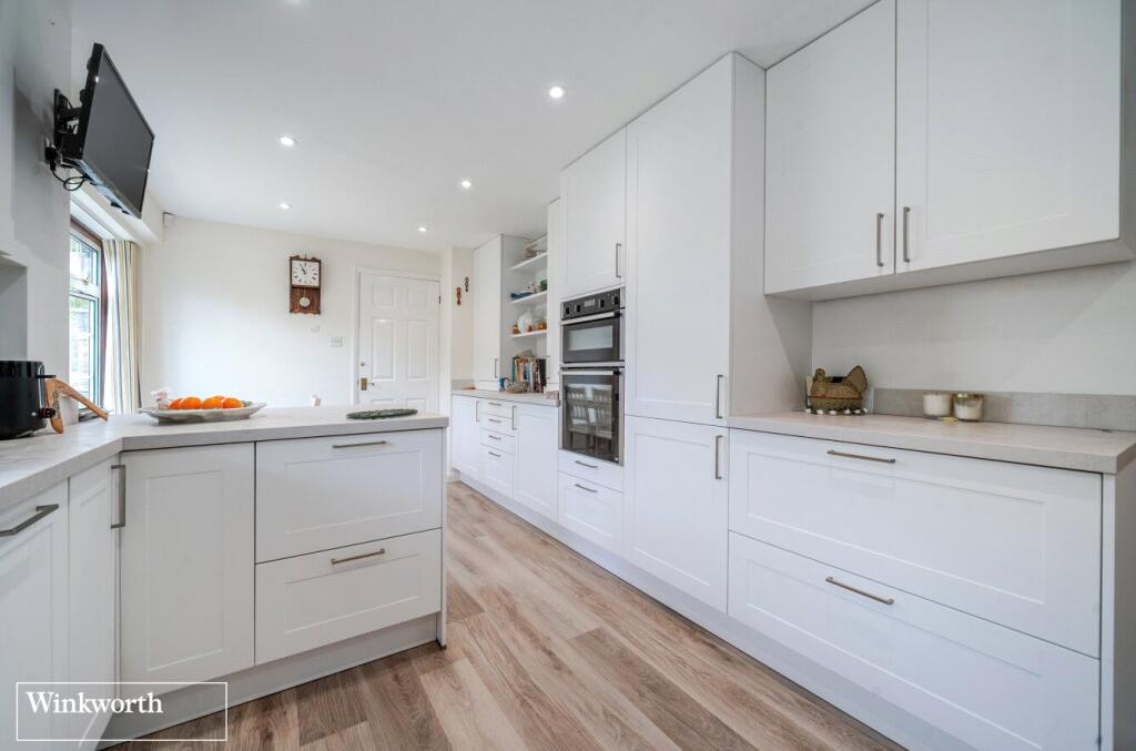 Kitchen/Breakfast Rm