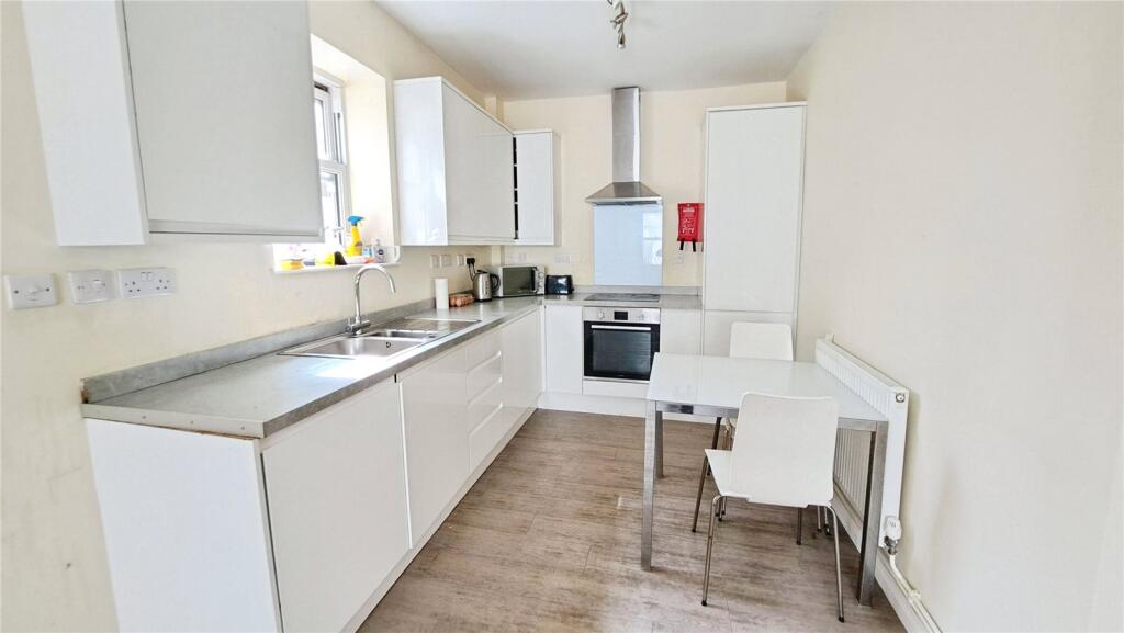 Communal Kitchen