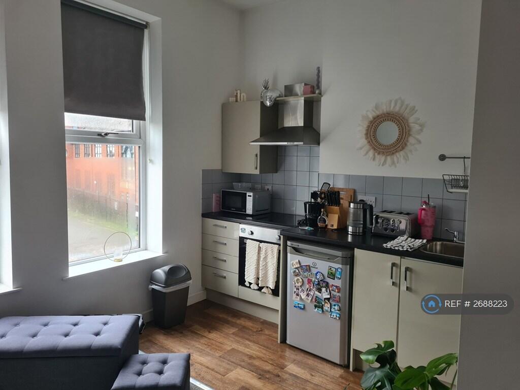 Open Plan Kitchen/Living Area
