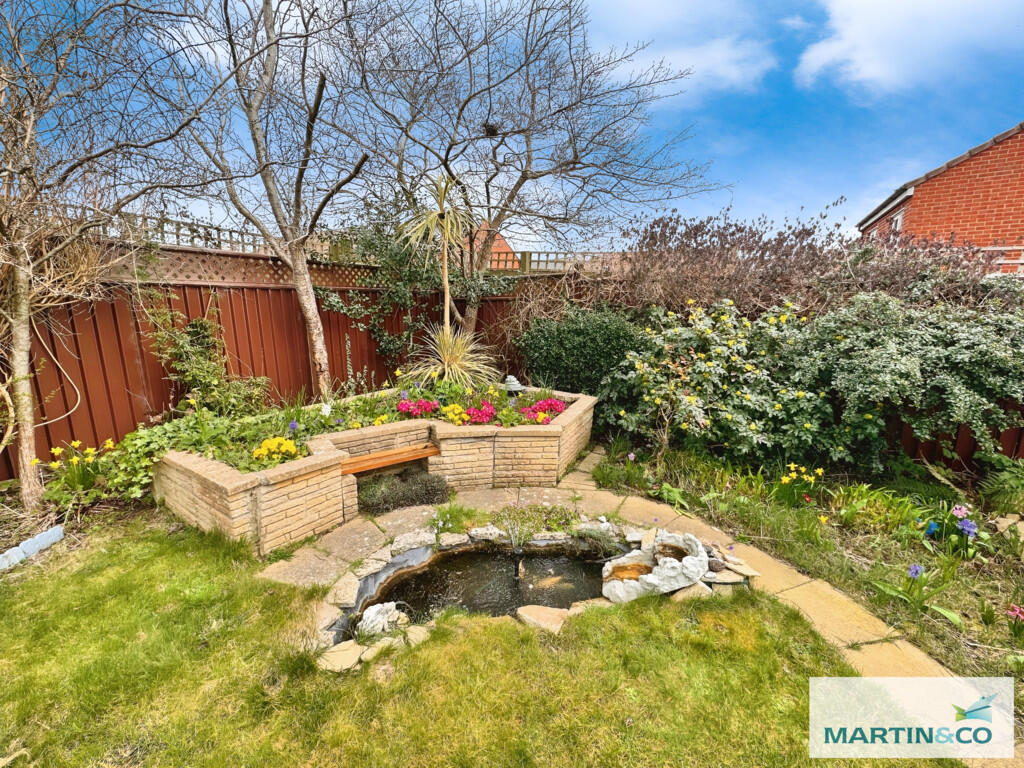 8046a6c9-406c93d7...