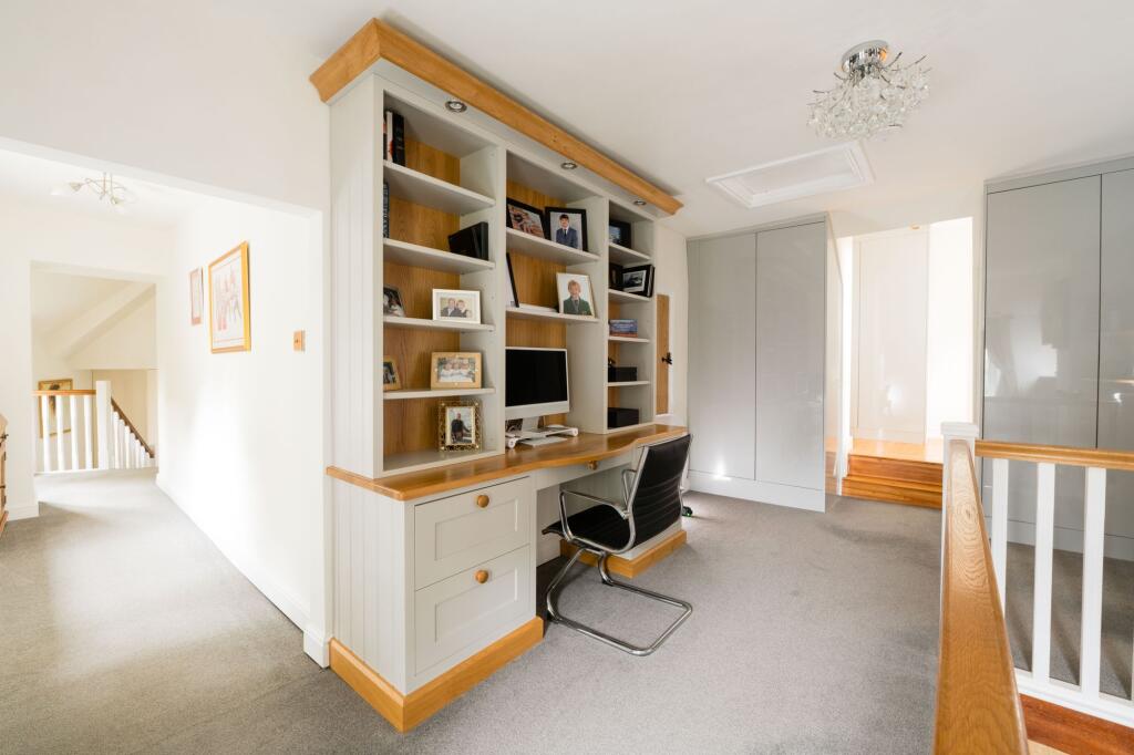 Landing Nook