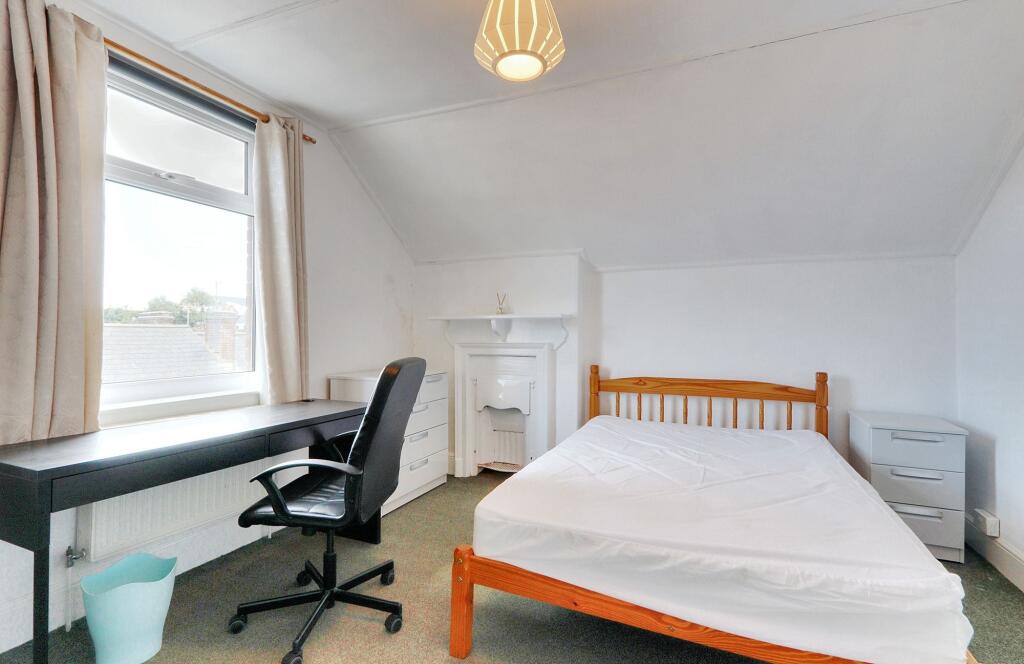 Bedroom 5