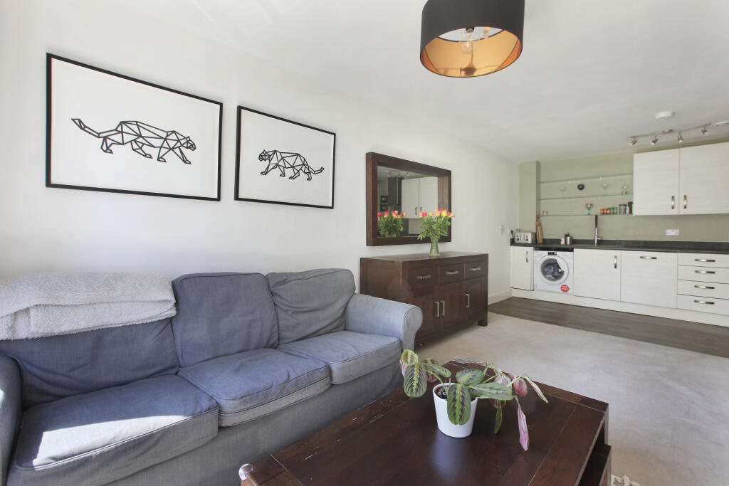 property in Gwynne Road, 
Battersea, SW11