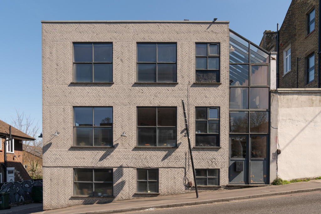 273495 - a0OP6000007HQiFMAW_N5.jpg