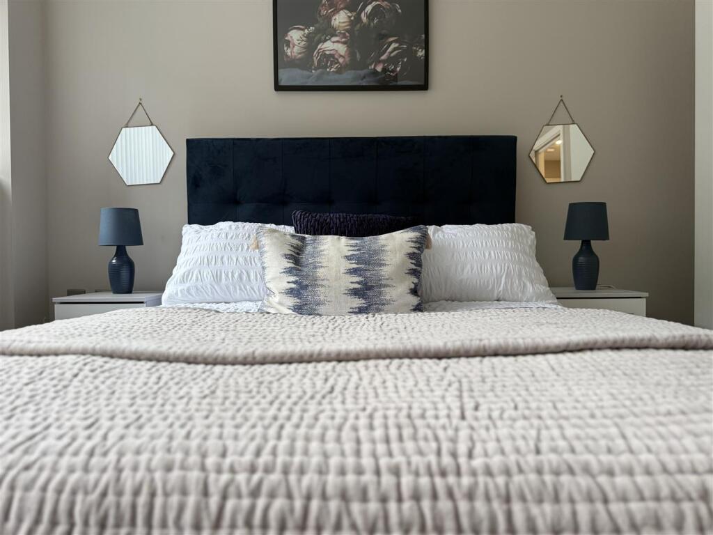 Photo 12-08-2025, 15 07 48.jpg